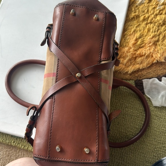 Burberry Brown Plaid Women's Bag - Picture 6 of 14